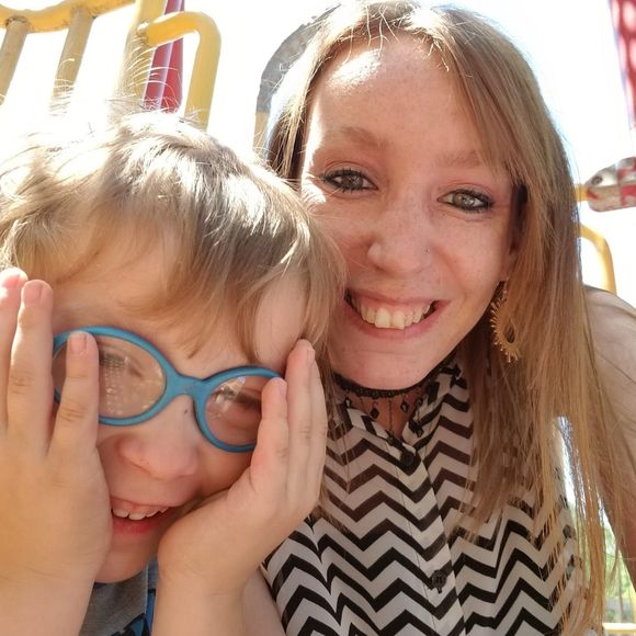 Meet your Posher, Jessica - Picture 1 of 1